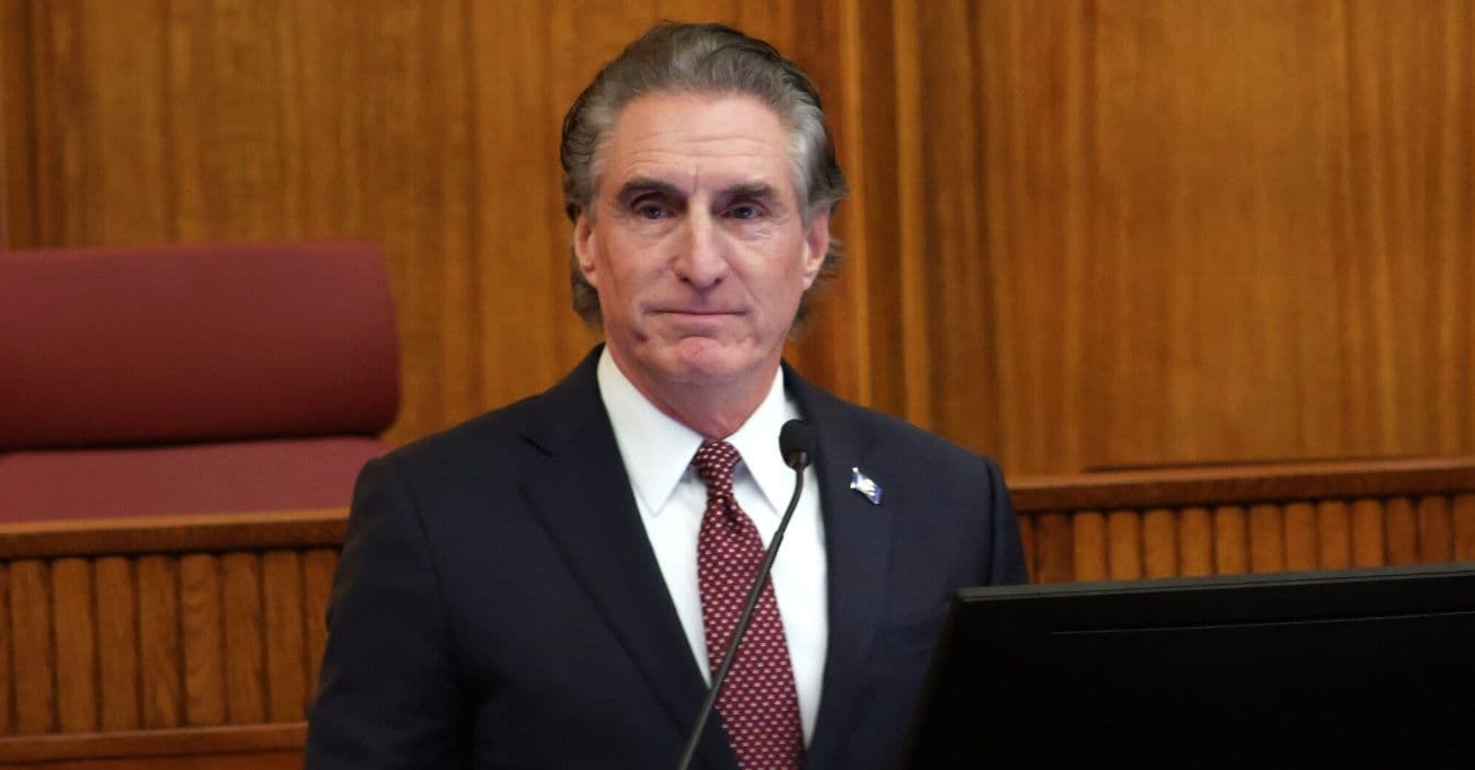 Se espera que en las próximas horas llegue a Venezuela el Secretario de Interior de EE. UU, Doug Burgum